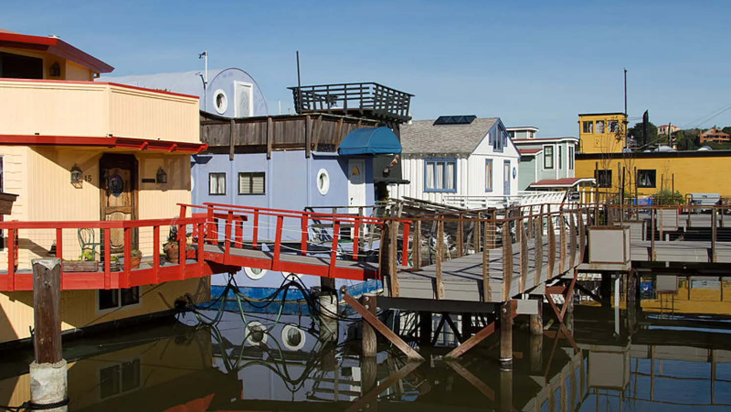 Sausalito Houseboat Community