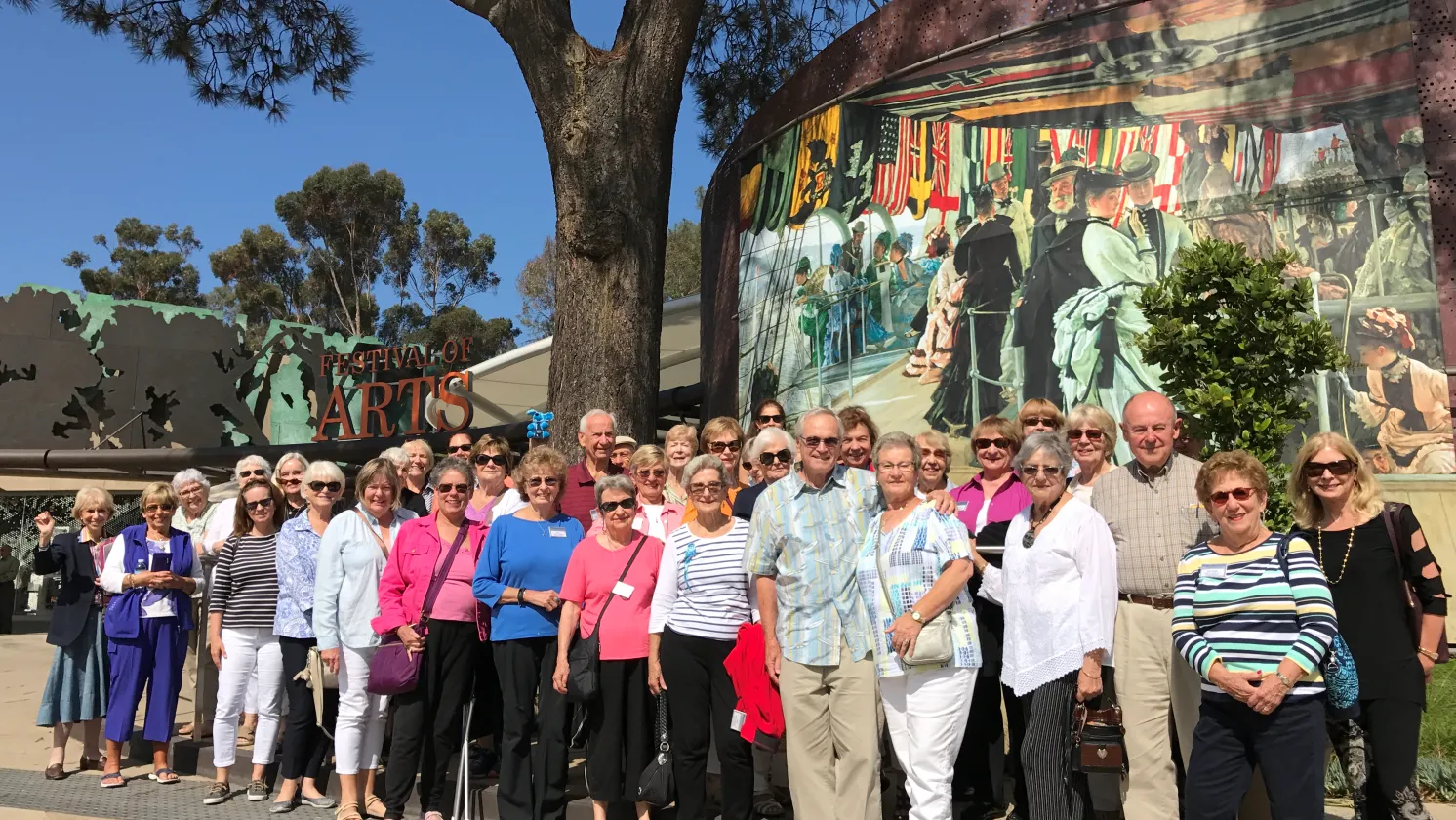 Sports Leisure Travelers on the Pageant of the Masters tour