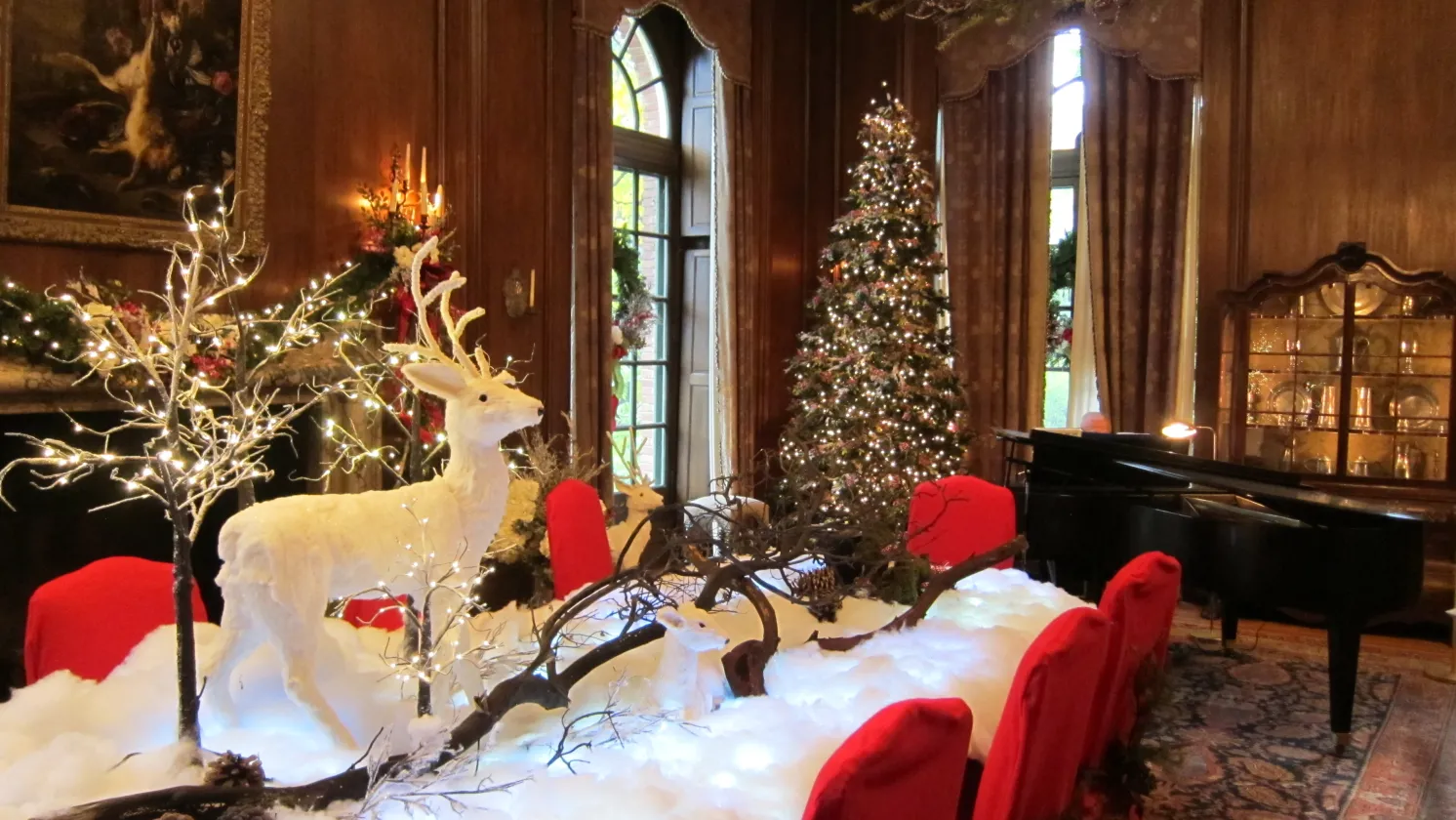 Inside Filoli mansion with Christmas decorations