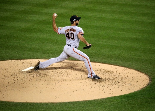 Giants starter Madison Bumgarner delivers a pitch during the NL Wild Card Game.